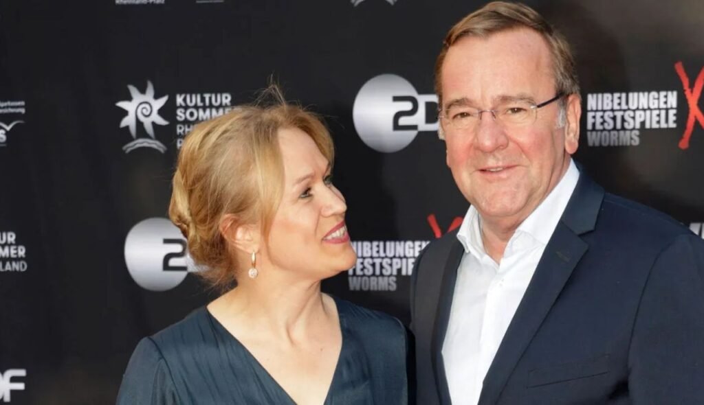 julia schwanholz ehemann